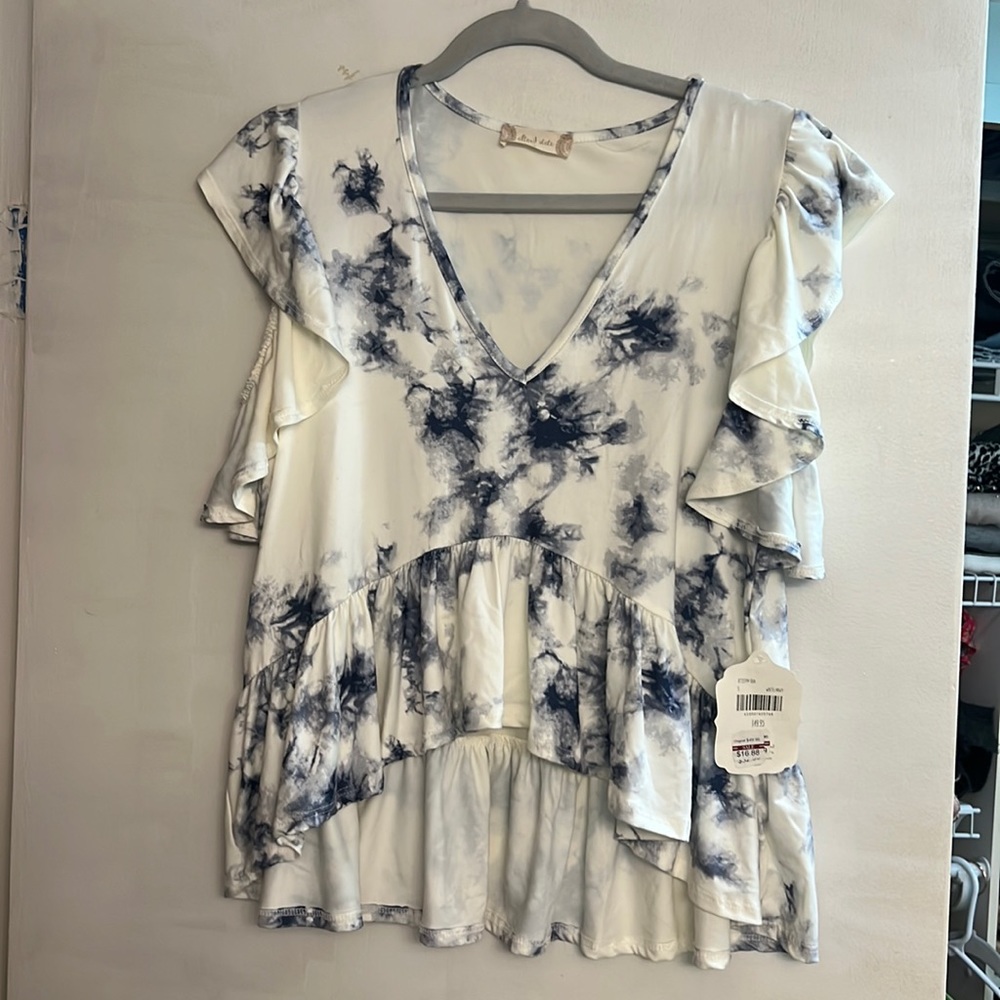 Altar’d State ruffled tee